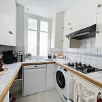 Apartamento Dreamy Floor View Of Square Trousseau Paris